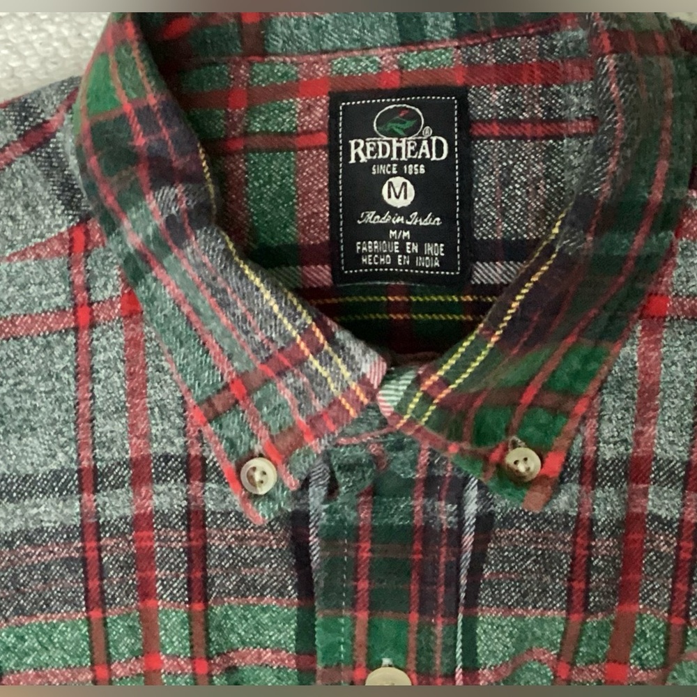 Redhead brand Men’s Flannel Shirt. Size M but fits L. EUC Thicker 100% Cotton